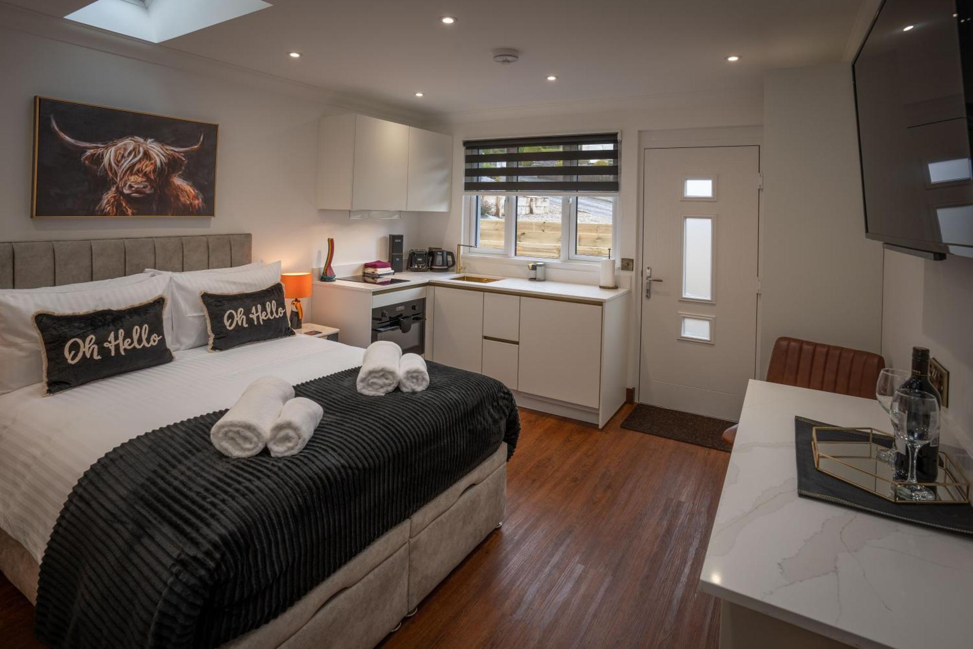 Heather Nook- Luxury Studio In Pitlochry Bagian luar foto